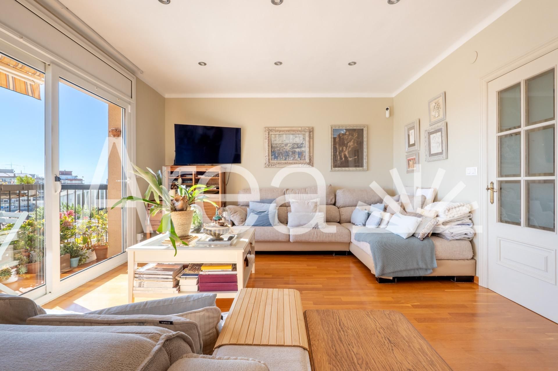 Sala d'estar de Pis en venda en Mataró amb Aire condicionat, Calefacció i Terrassa