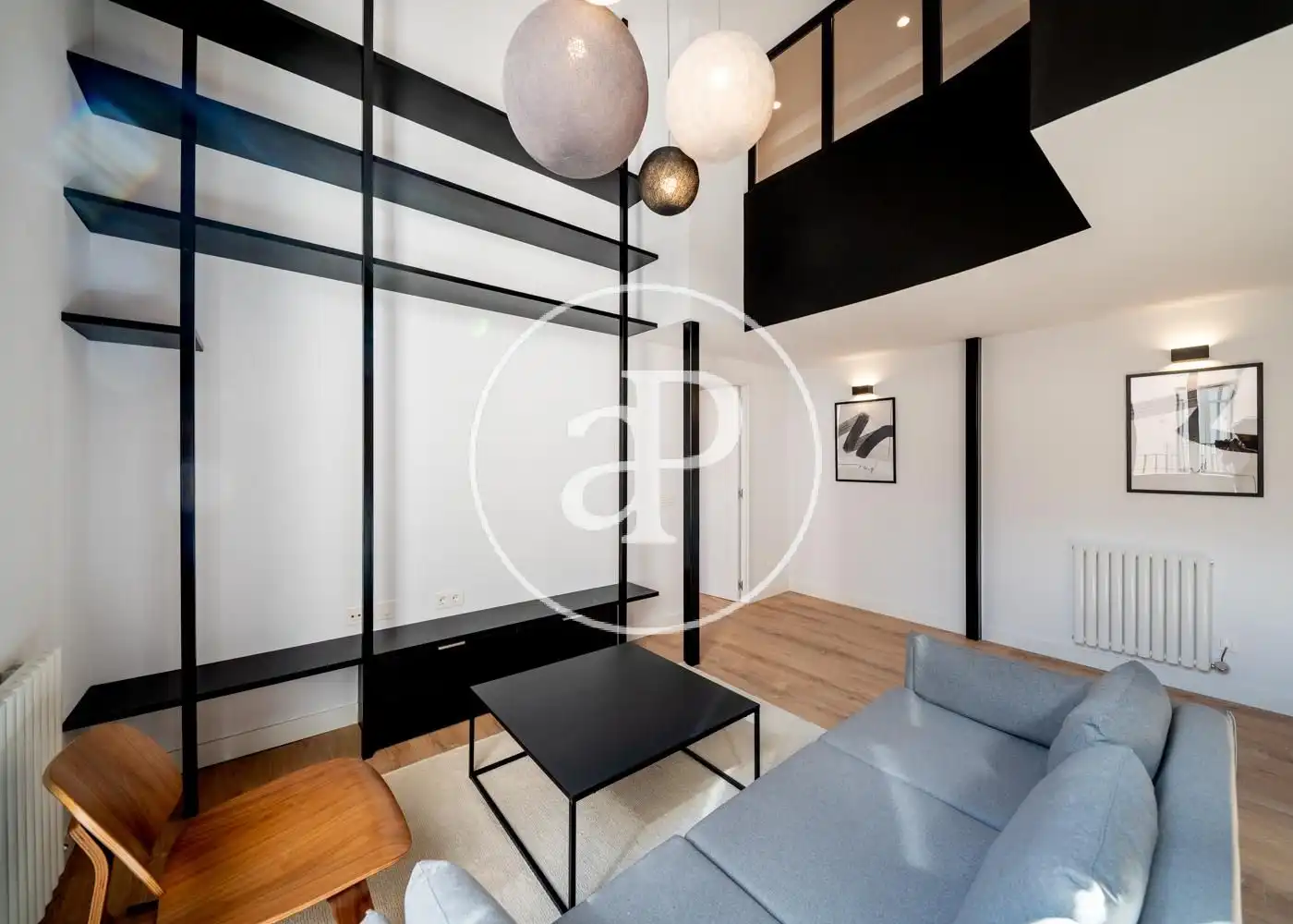 Sala de estar de Dúplex en venta en Madrid con Aire acondicionado, Calefacción y Amueblado
