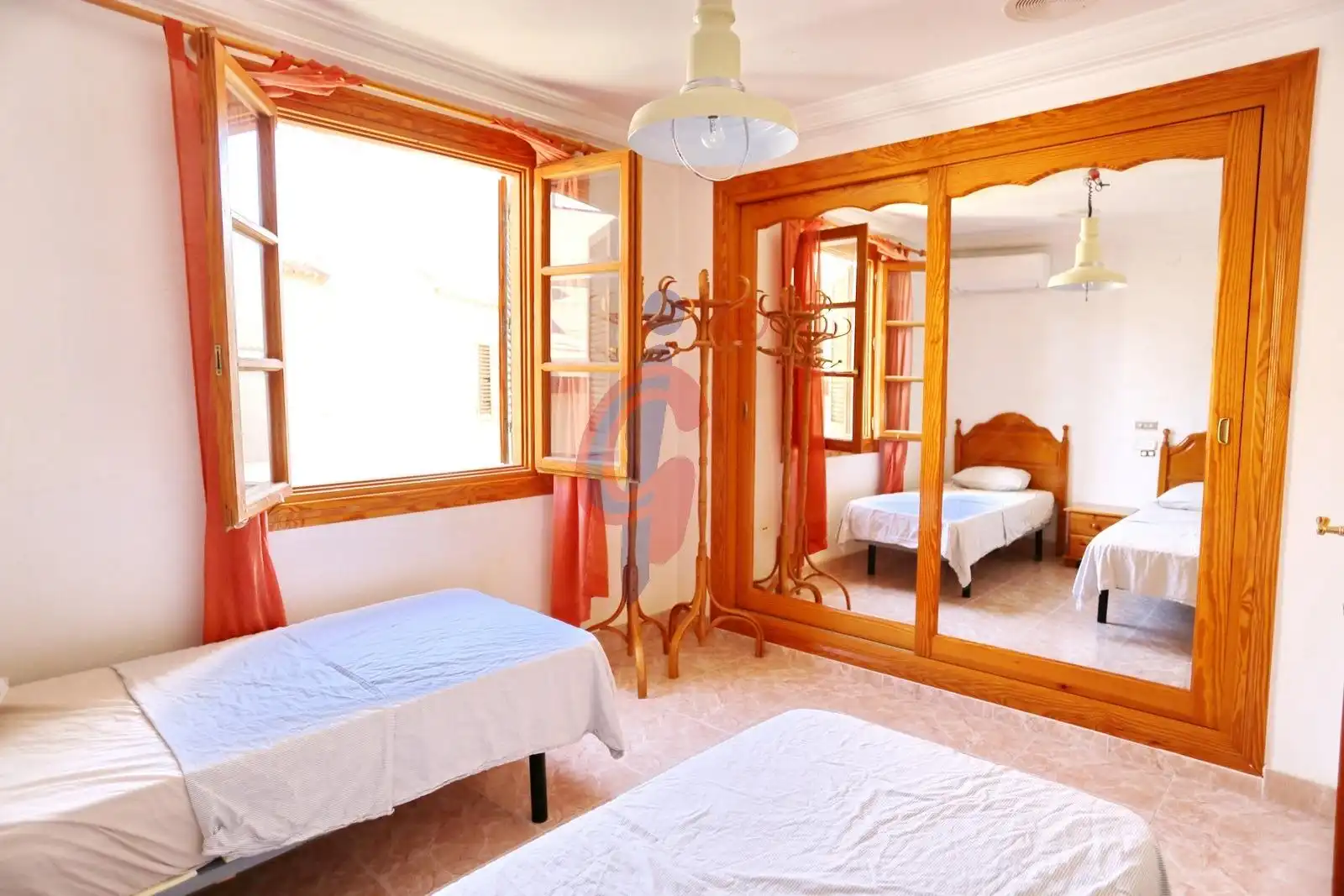 Bedroom of Detached homes for sale in Guardamar del Segura  with Air Conditioner, Heating and Terrace