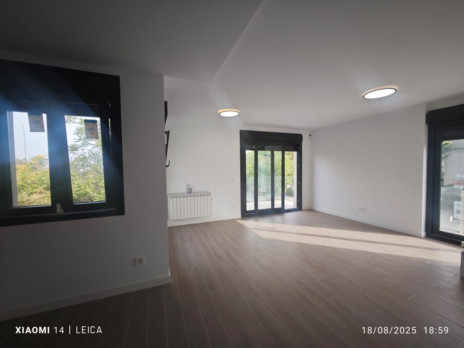 Living room of Flat to rent in Navalagamella  with Heating, Terrace and Oven