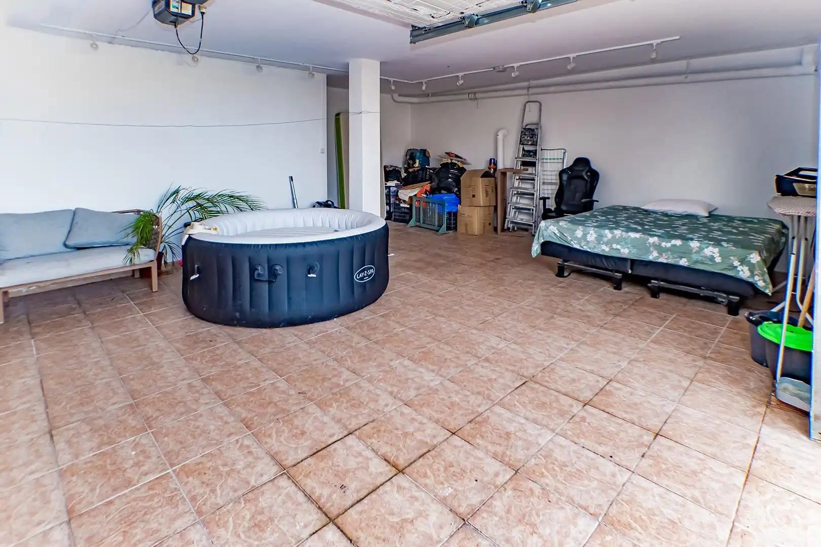 Casa adosada en venda en Vícar amb Aire condicionat, Calefacció i Jardí privat