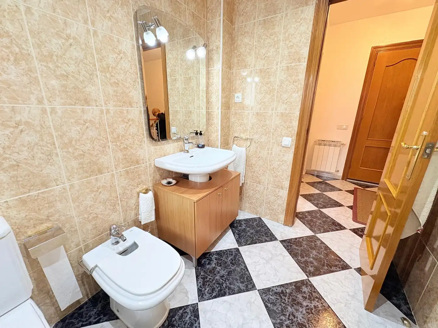 Baño de Casa o chalet en venta en Corbera de Llobregat con Aire acondicionado, Calefacción y Jardín privado