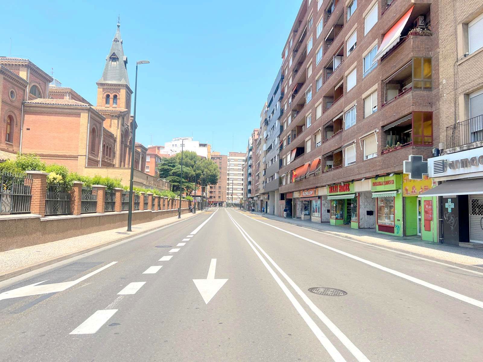 Vista exterior de Pis de lloguer en  Zaragoza Capital amb Calefacció, Parquet i Rentadora