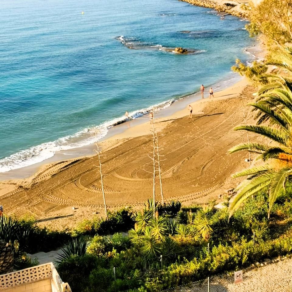 Vista exterior de Pis en venda en El Campello amb Aire condicionat, Terrassa i Moblat