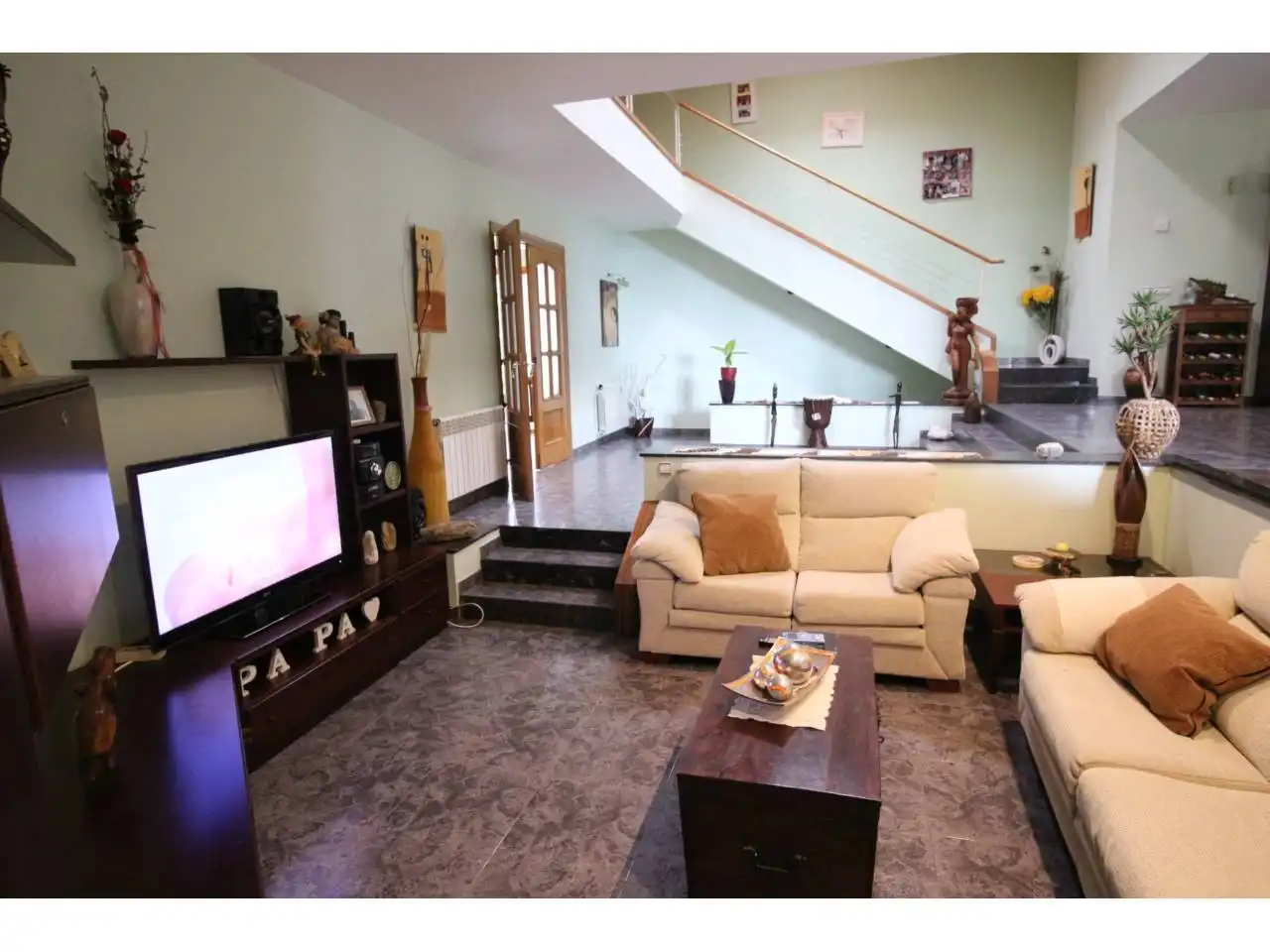 Sala de estar de Casa o chalet en venta en Castellar del Vallès con Calefacción, Jardín privado y Terraza