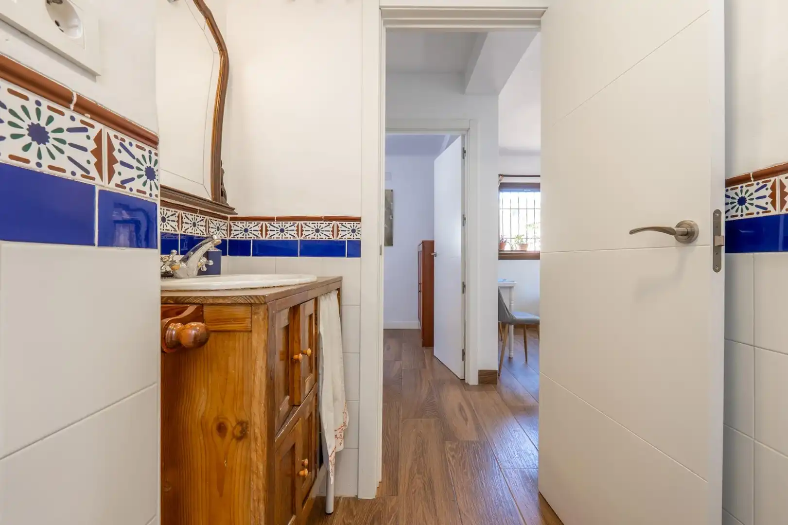 Bathroom of Houses for sale in Granada  with Air Conditioner, Terrace and Furnished