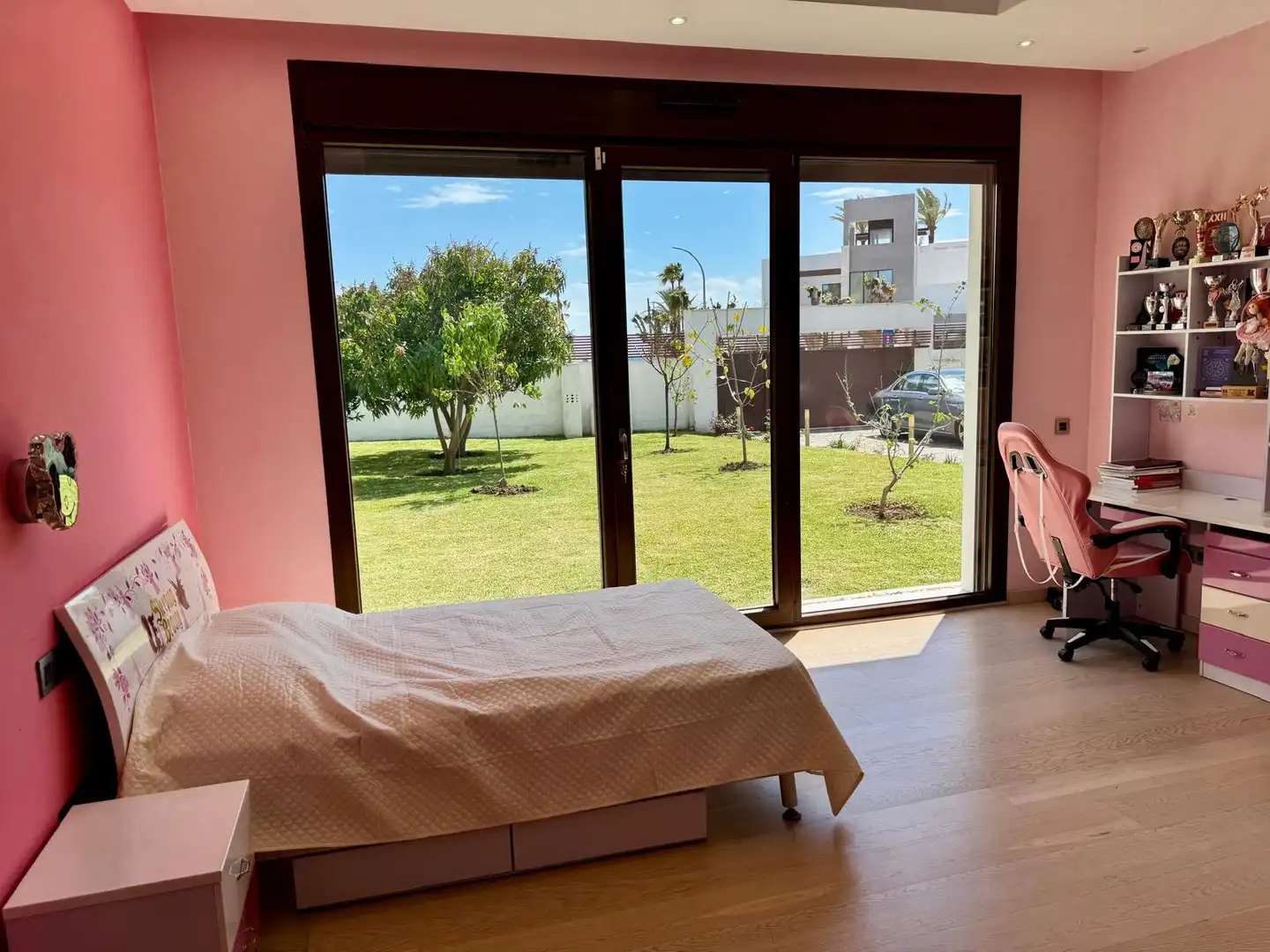 Dormitori de Casa o xalet de lloguer en Marbella amb Aire condicionat, Calefacció i Jardí privat