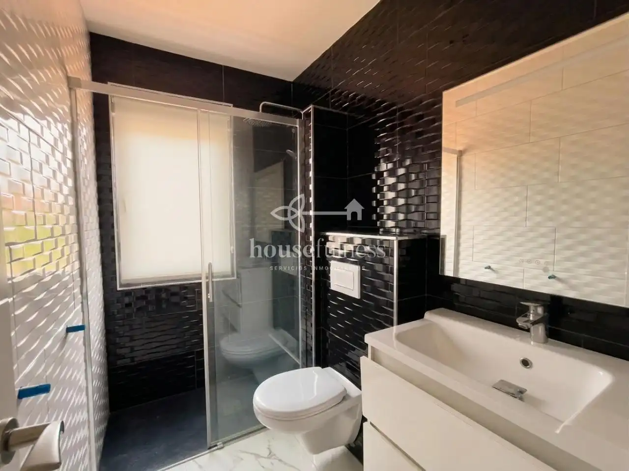 Baño de Piso en venta en Ferrol con Calefacción