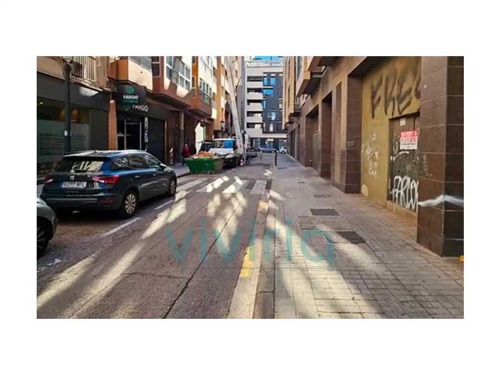 Vista exterior de Local en venta en Valencia