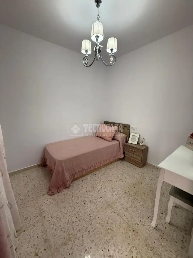 Schlafzimmer von Wohnung zum Verkauf in Alcolea del Río mit Klimaanlage