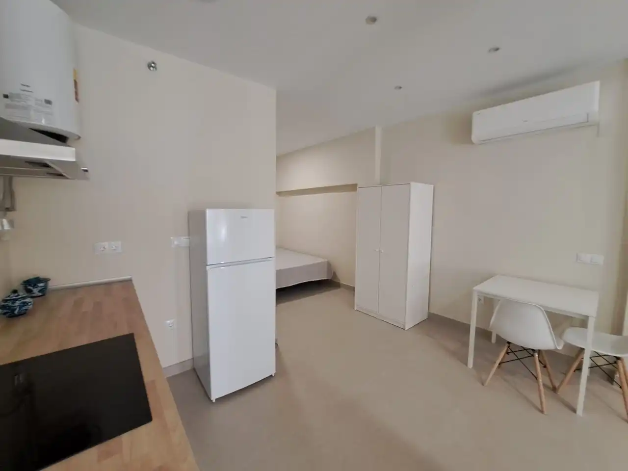 Bedroom of Study for rent in Málaga  with Air Conditioner, Heating and Furnished