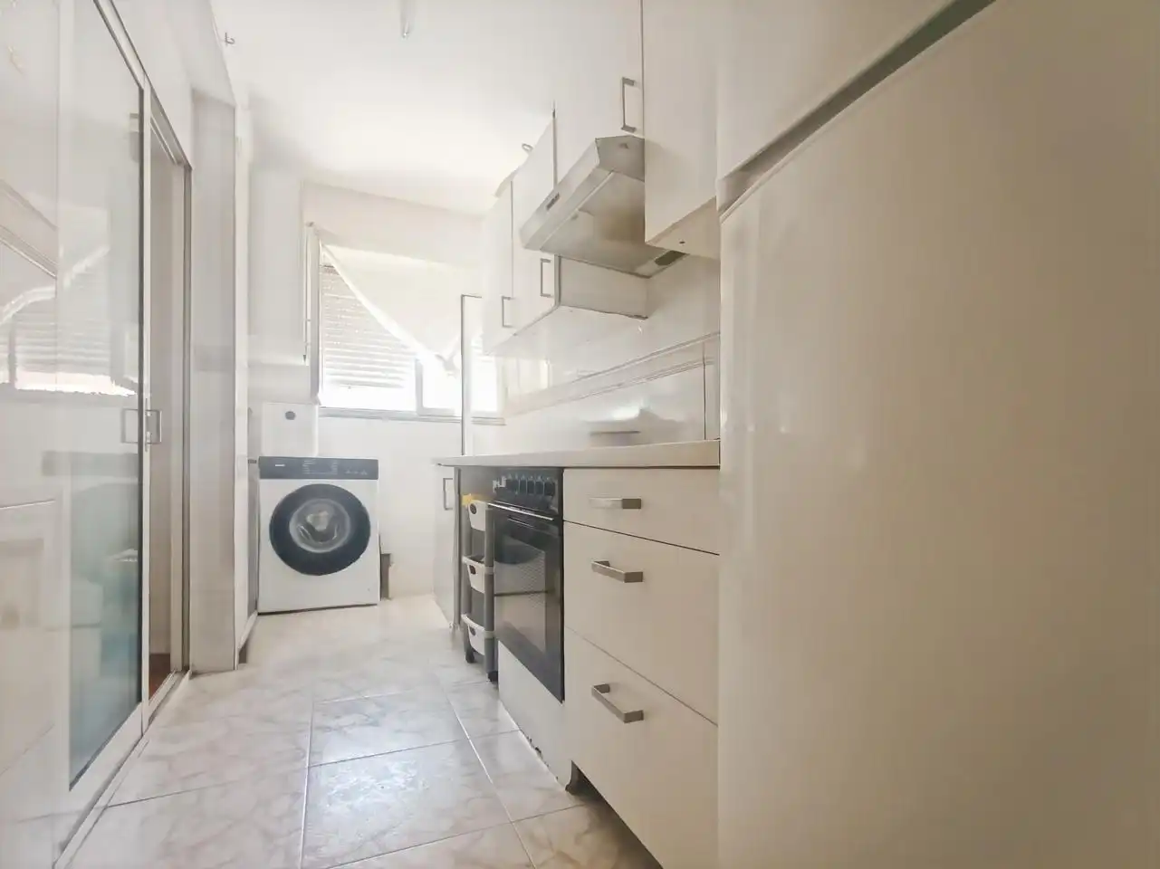 Cuina de Pis en venda en Madrid amb Calefacció, Parquet i Terrassa