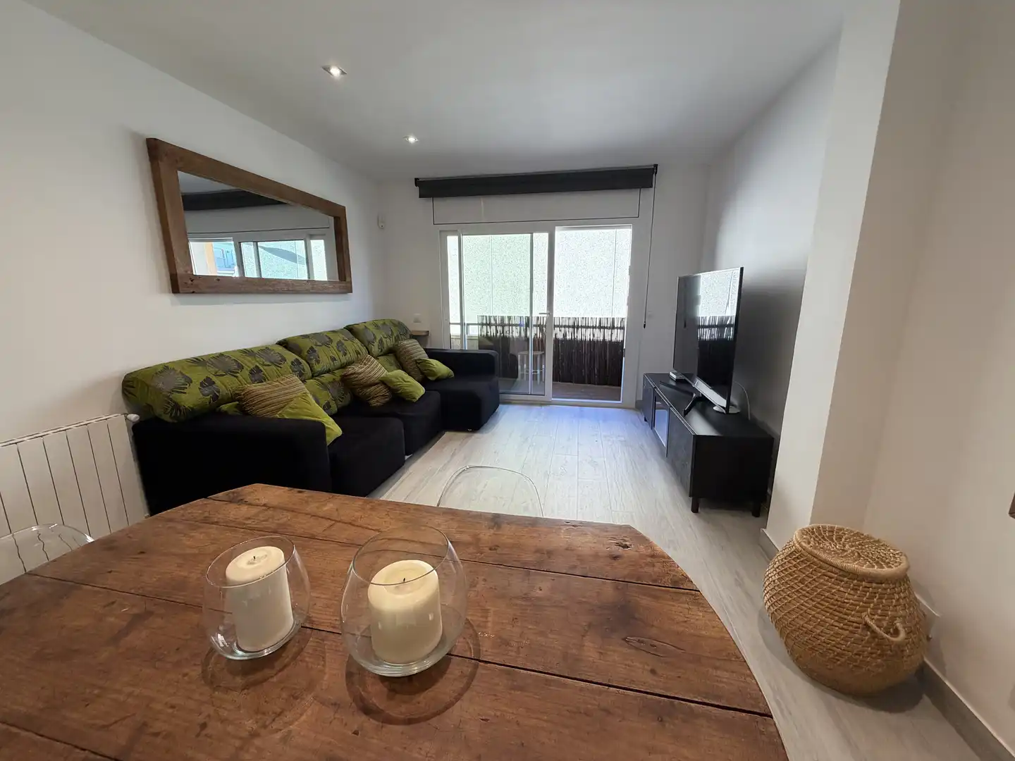 Sala de estar de Apartamento de alquiler en Palamós con Calefacción, TV y Alarma