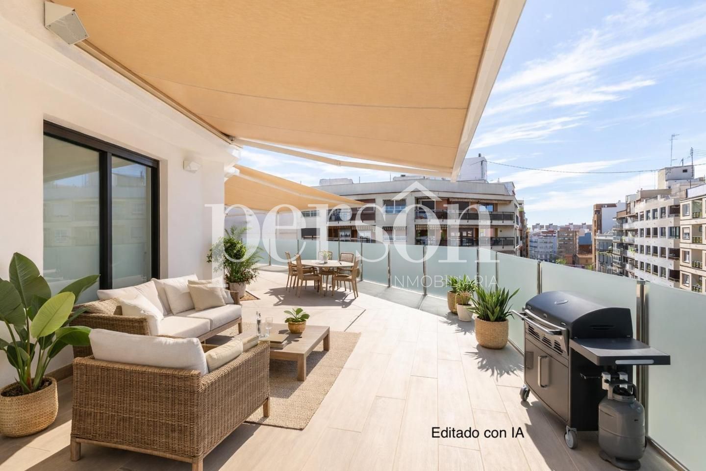 Terrace of Attic for rent in  Valencia Capital  with Air Conditioner, Terrace and Storage room