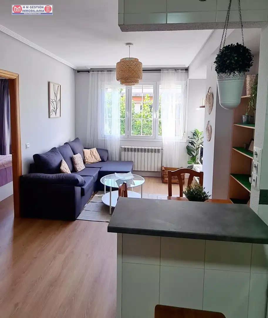 Living room of Apartments for sale in Alcázar de San Juan  with Air Conditioner, Heating and Furnished