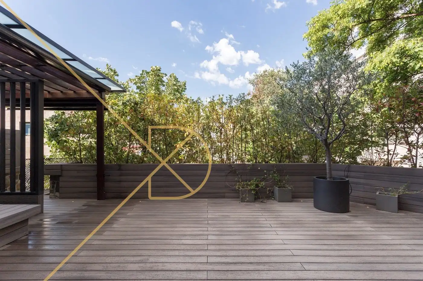 Terrassa de Casa o xalet en venda en Barcelona amb Aire condicionat, Calefacció i Parquet