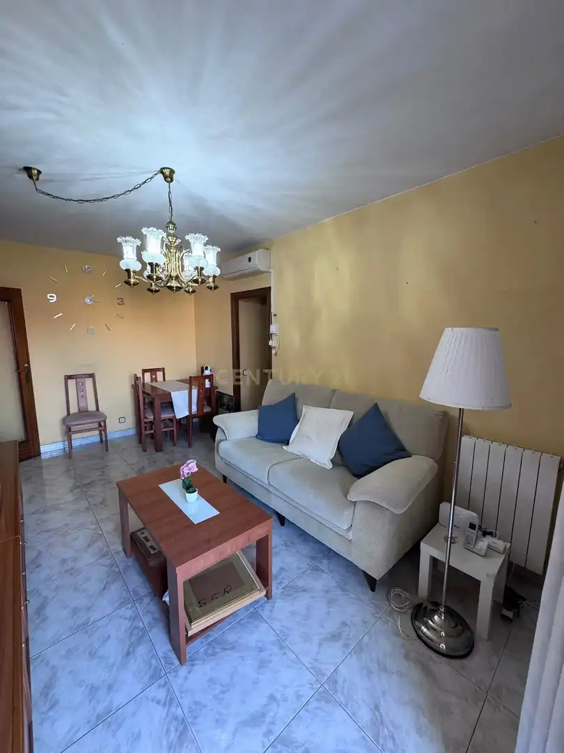 Sala de estar de Apartamento en venta en Badalona con Aire acondicionado y Balcón