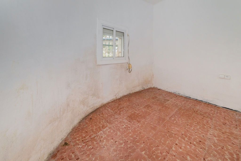 Single-family semi-detached for sale in C/ Font dels Llops, La Balconada - Cal Gravat
