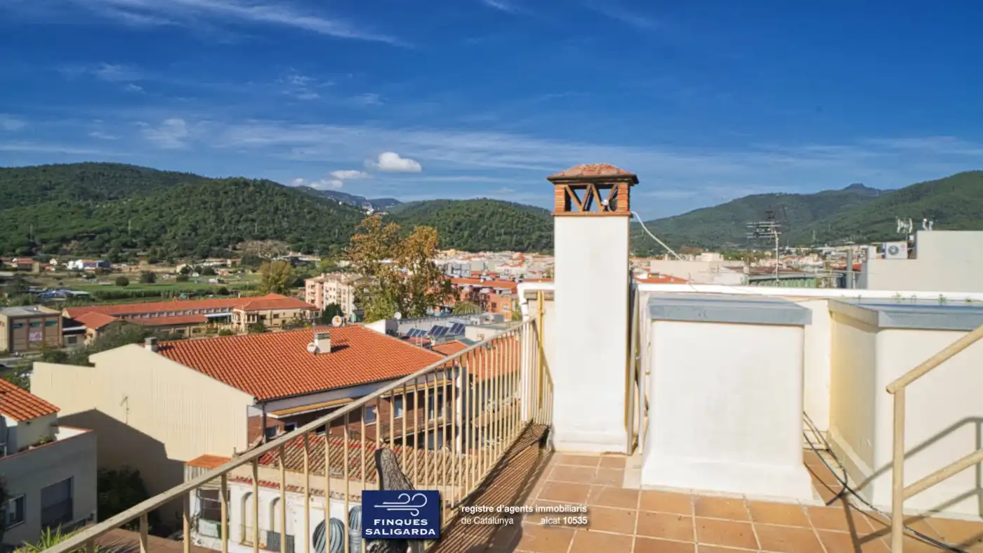 Vista exterior de Casa o xalet en venda en La Garriga amb Aire condicionat, Calefacció i Terrassa