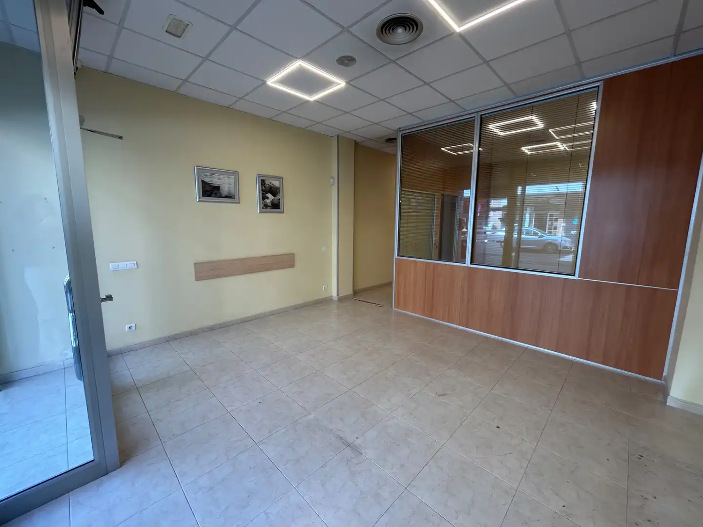 Local comercial en alquiler en Centre, imagen 2