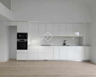 Kitchen of Flat to rent in Esplugues de Llobregat  with Air Conditioner, Terrace and Storage room