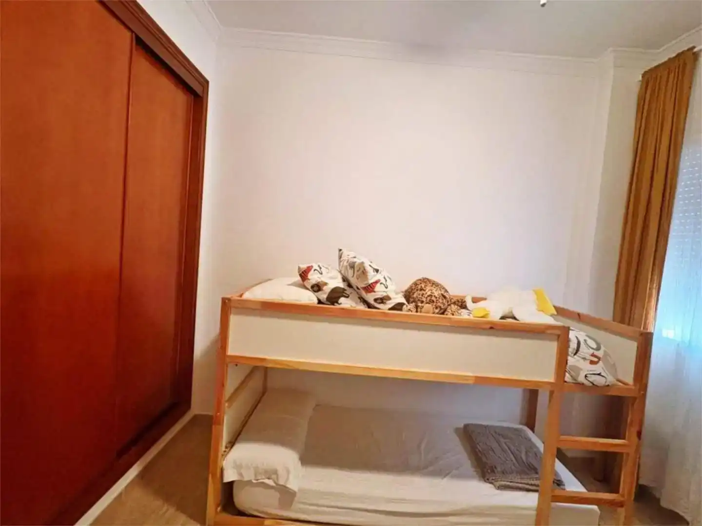 Dormitori de Casa o xalet en venda en La Roda de Andalucía amb Aire condicionat i Balcó