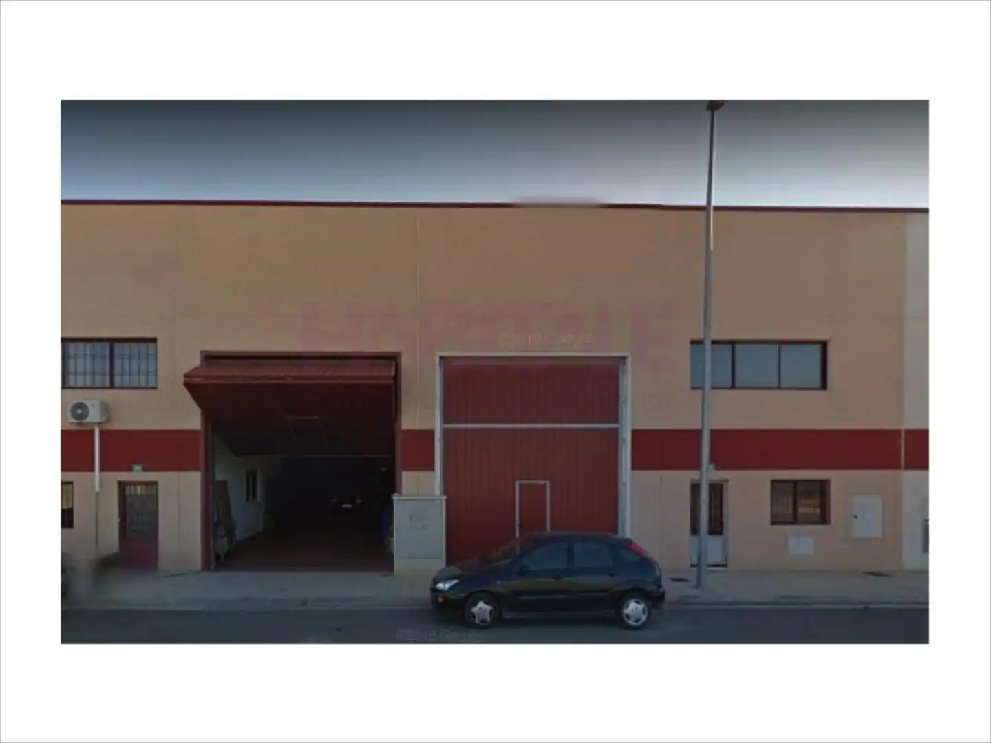 Nave industrial en venta en Calle Ávila 18