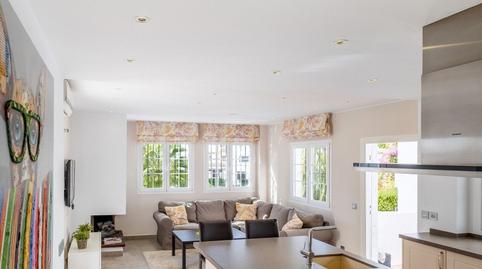 Foto 2 von Wohnungen zum Verkauf in Nueva Andalucía centro, Marbella