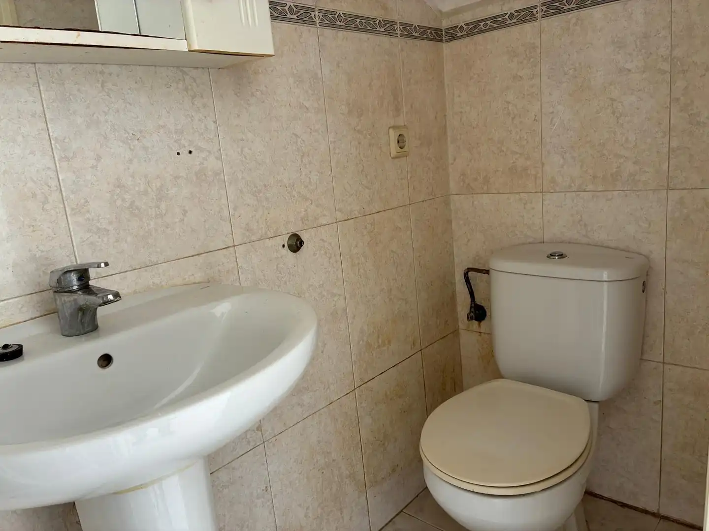 Badezimmer von Haus oder Chalet zum Verkauf in Benijófar mit Privatgarten und Gemeinschaftspool
