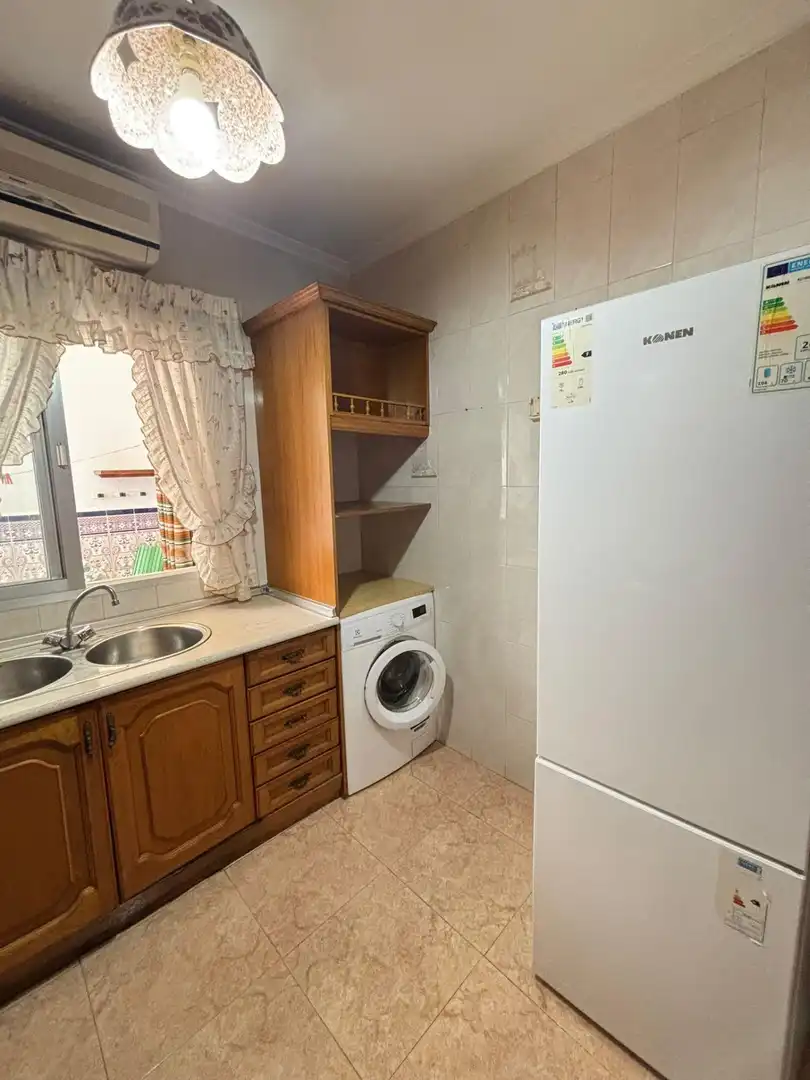 Kitchen of Flat for rent in Valdepeñas