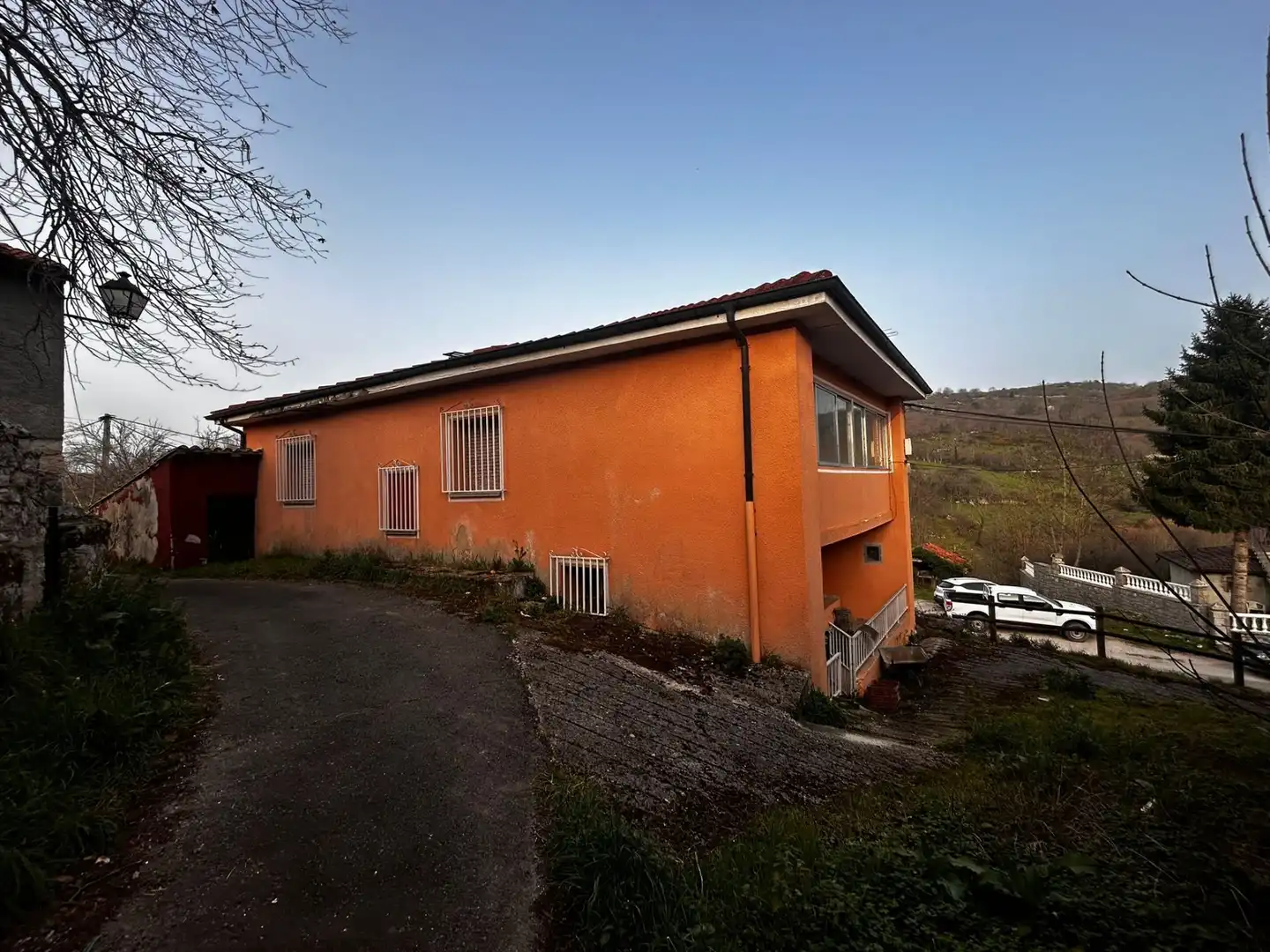 Vista exterior de Casa o xalet en venda en Cabrales amb Calefacció