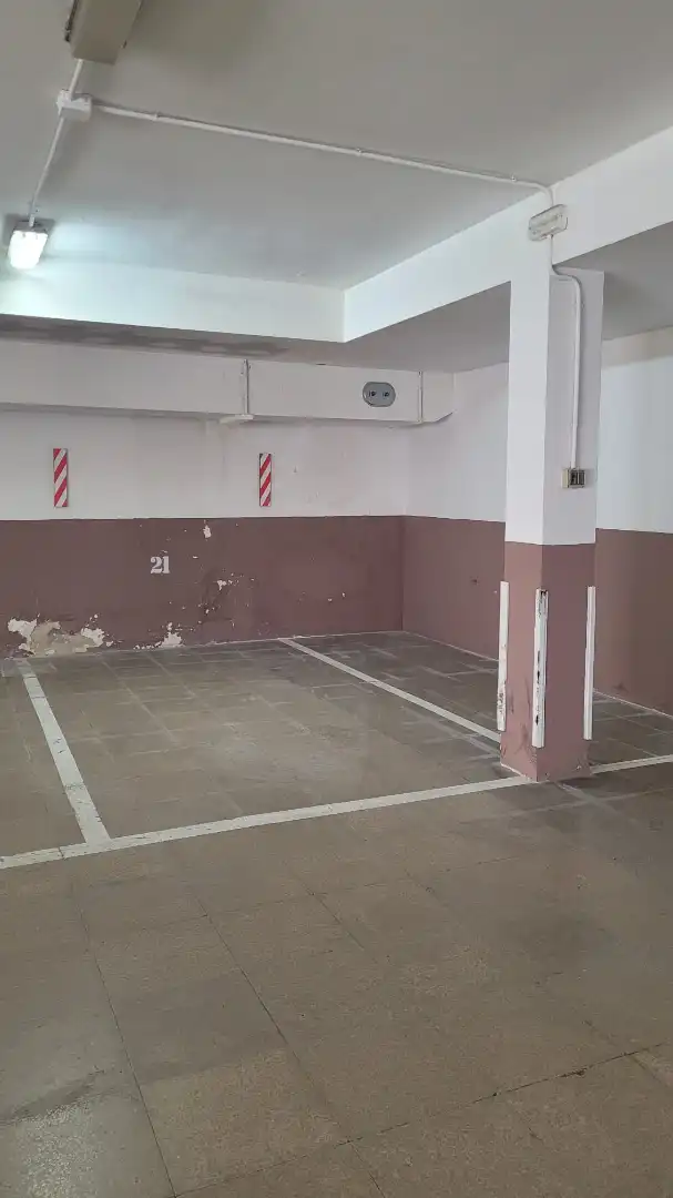 Aparcament de Pis en venda en Sant Feliu de Guíxols amb Aire condicionat, Calefacció i Parquet