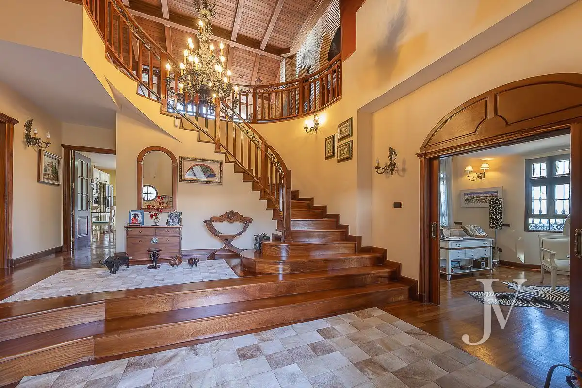 Casa o chalet en venta en El Casar con Aire acondicionado, Calefacción y Jardín privado