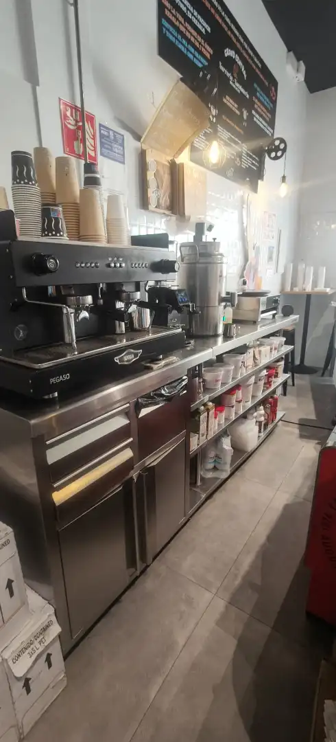 Local comercial en traspàs a Molins de Rei, imagen 3