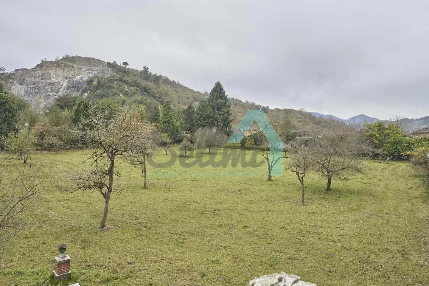 Casa o chalet en venta en Oviedo  con Jardín privado, Parquet y Terraza