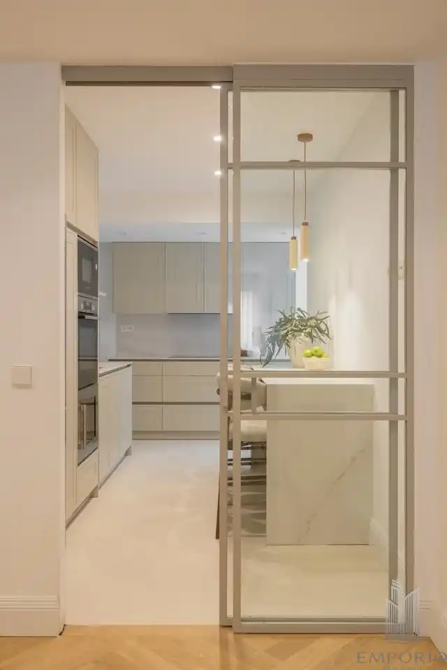 Piso con ascensor en venta en De Ayala, imagen 9