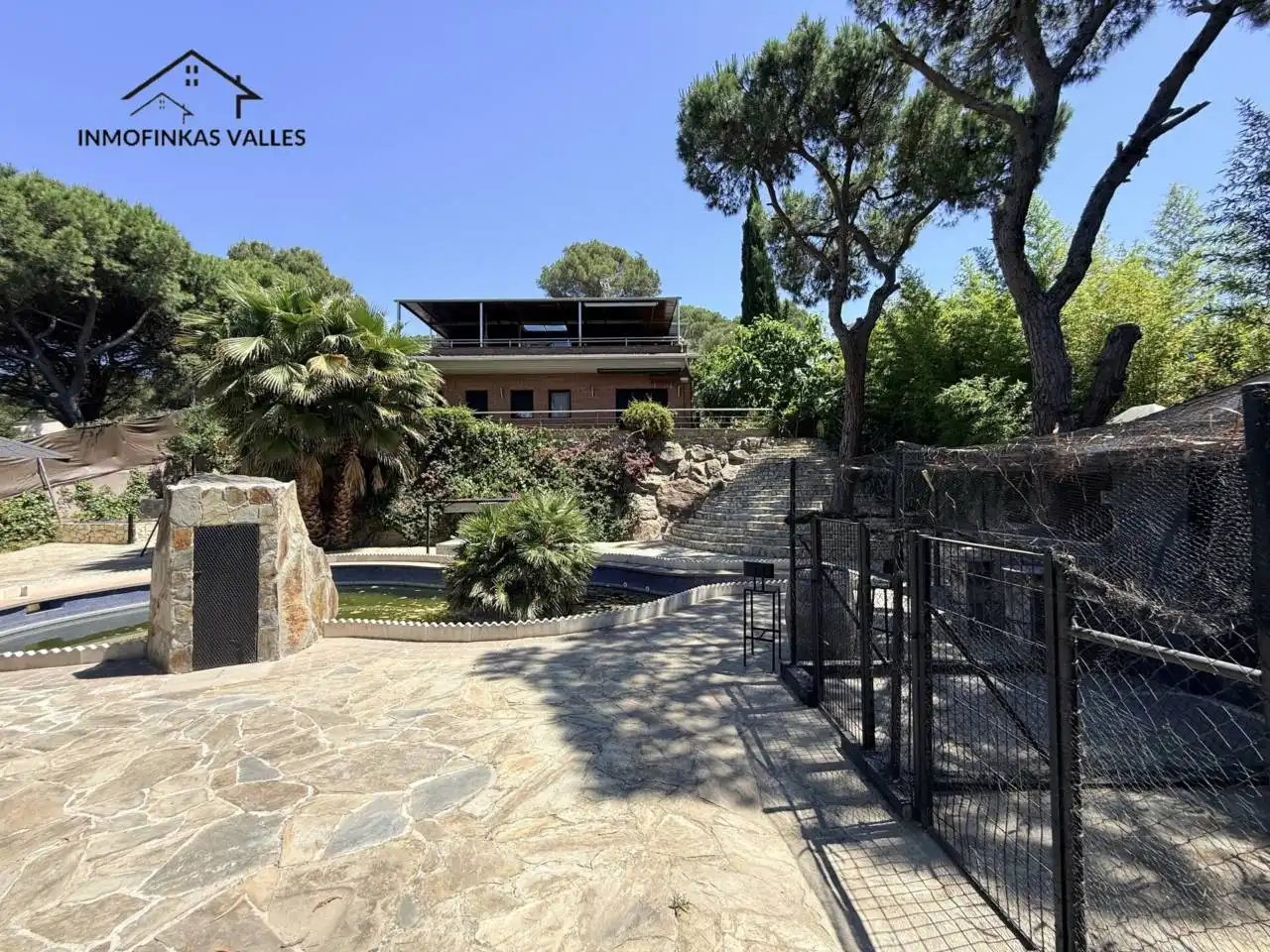 Vista exterior de Casa o chalet en venta en Lliçà de Vall con Aire acondicionado, Calefacción y Jardín privado