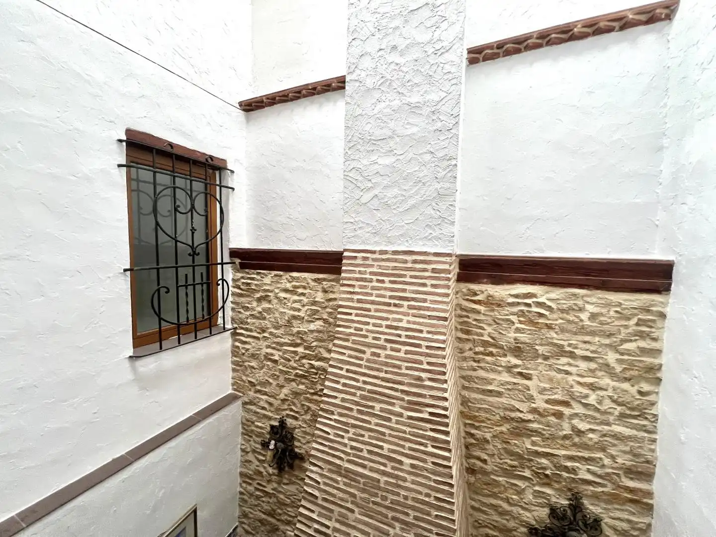 Casa adosada en venda en El Palomar amb Terrassa i Traster