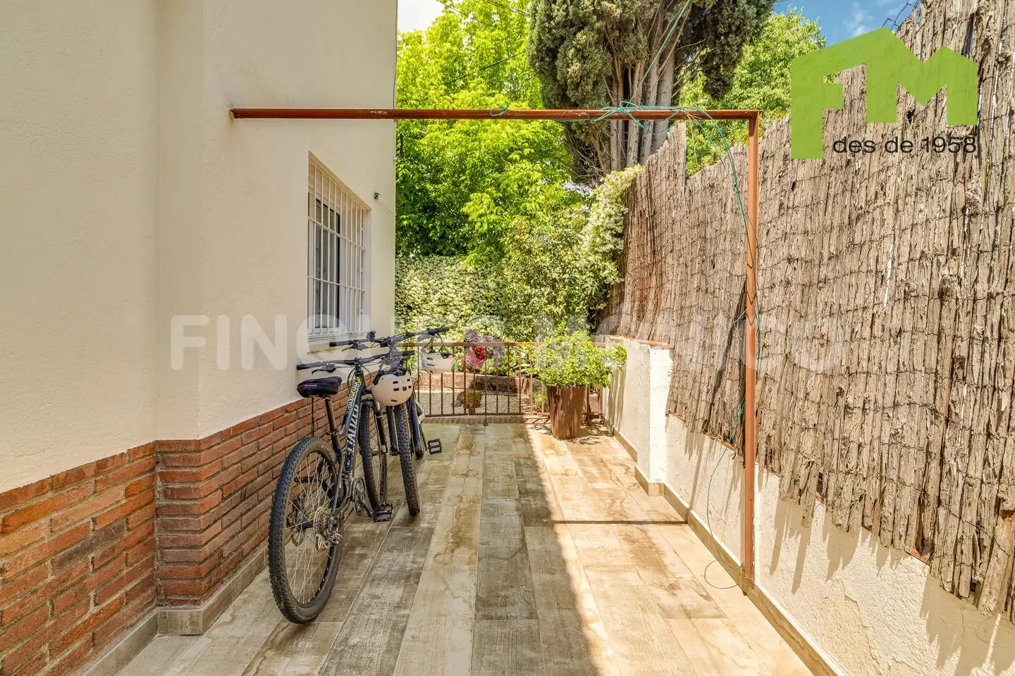Terraza de Casa o chalet en venta en El Masnou con Aire acondicionado, Calefacción y Jardín privado