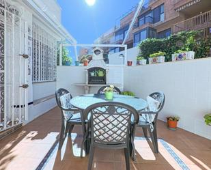 Terrassa de Casa adosada en venda en Alicante / Alacant amb Calefacció, Jardí privat i Terrassa