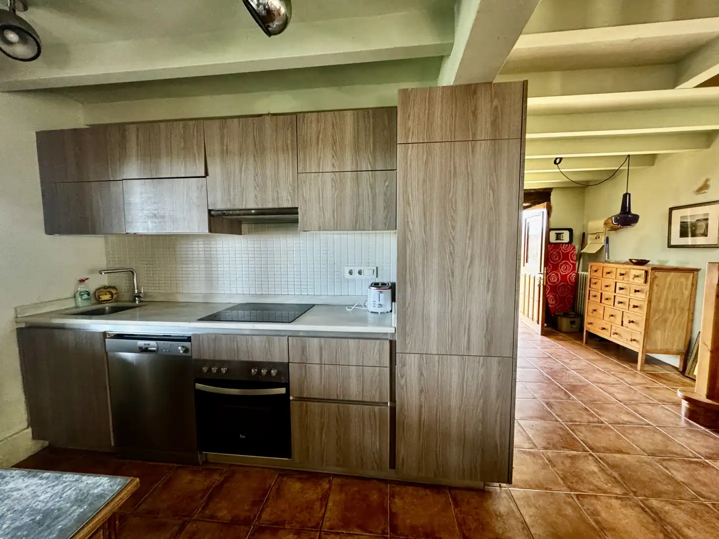 Cuina de Casa o xalet de lloguer en Riotuerto amb Calefacció, Terrassa i Traster