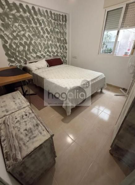 Bedroom of Flat to rent in  Sevilla Capital  with Air Conditioner and Furnished