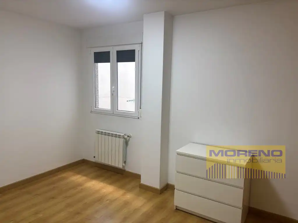 Flat for sale in Sarria