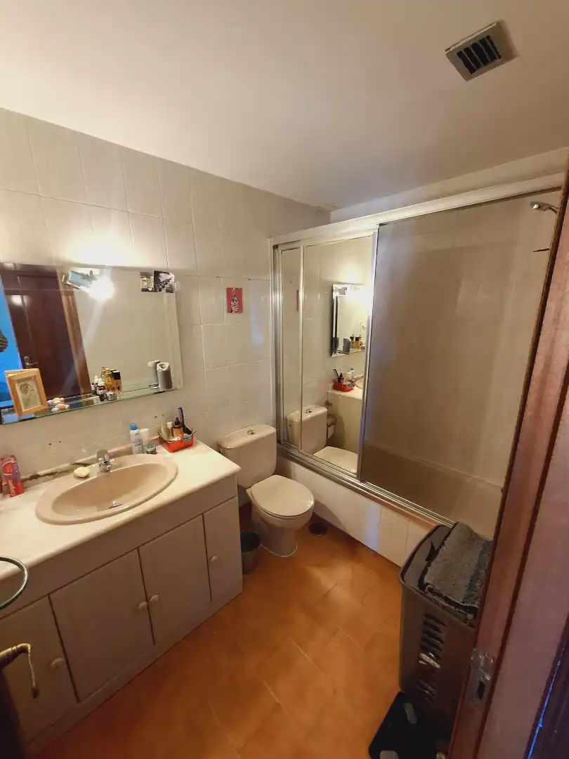 Baño de Casa o chalet en venta en Villaviciosa de Odón con Aire acondicionado, Calefacción y Parquet