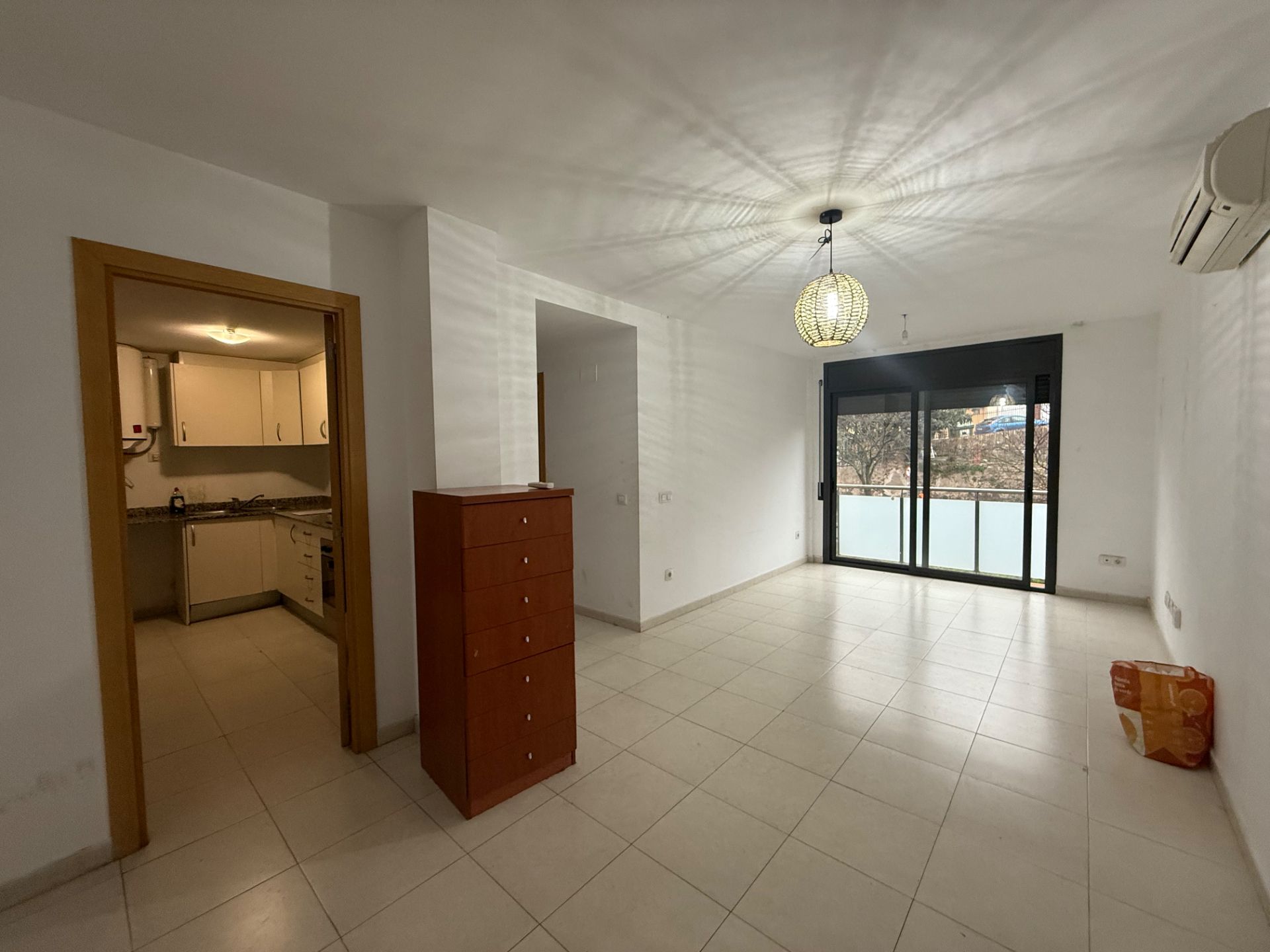 Flat for sale in Olot  with Air Conditioner, Heating and Oven