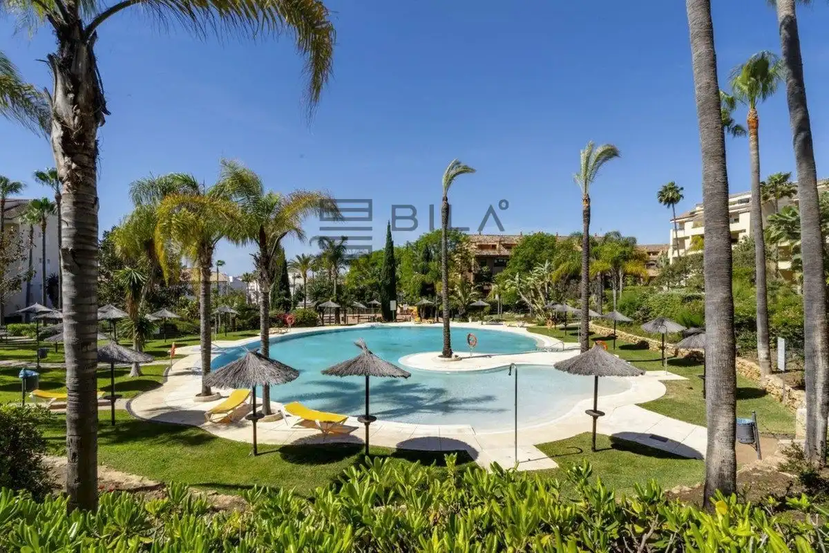 Wohnung mit Pool zum Verkauf in Bahía de Marbella, imagen 2