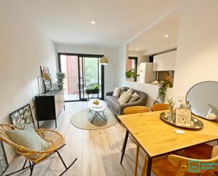 Living room of Flat to rent in  Barcelona Capital  with Air Conditioner, Heating and Parquet flooring