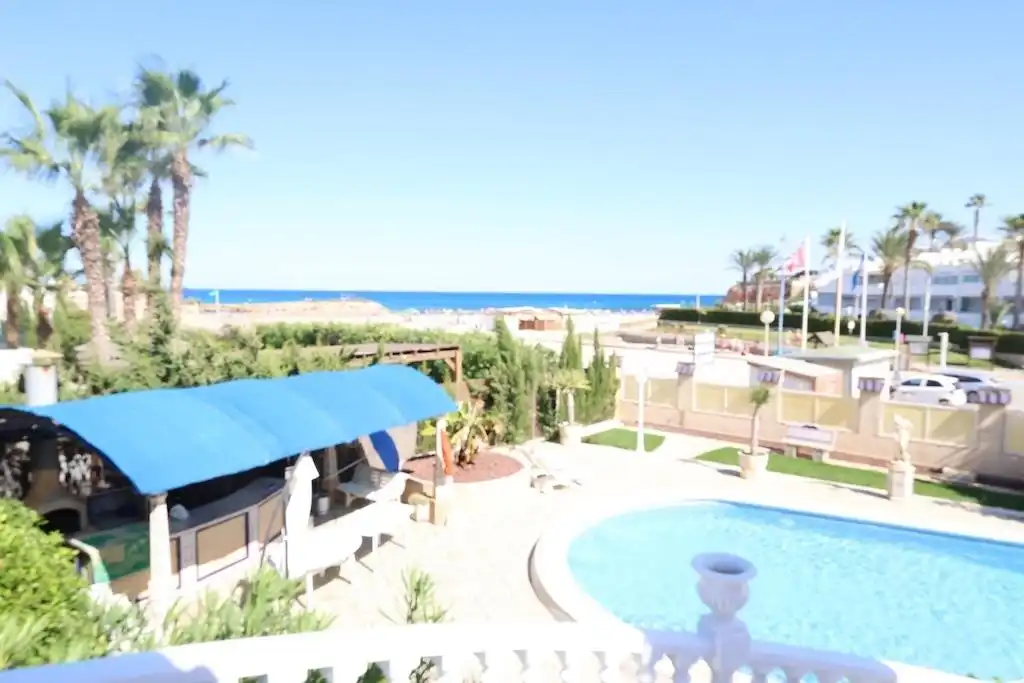 Villa mit Pool zur Miete in Calle CALA CAPITAN-CABO ROIG, imagen 2
