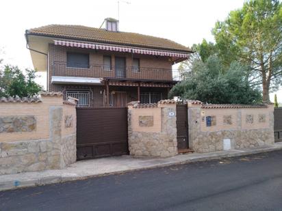 Außenansicht von Haus oder Chalet zum verkauf in Numancia de la Sagra mit Heizung, Privatgarten und Terrasse