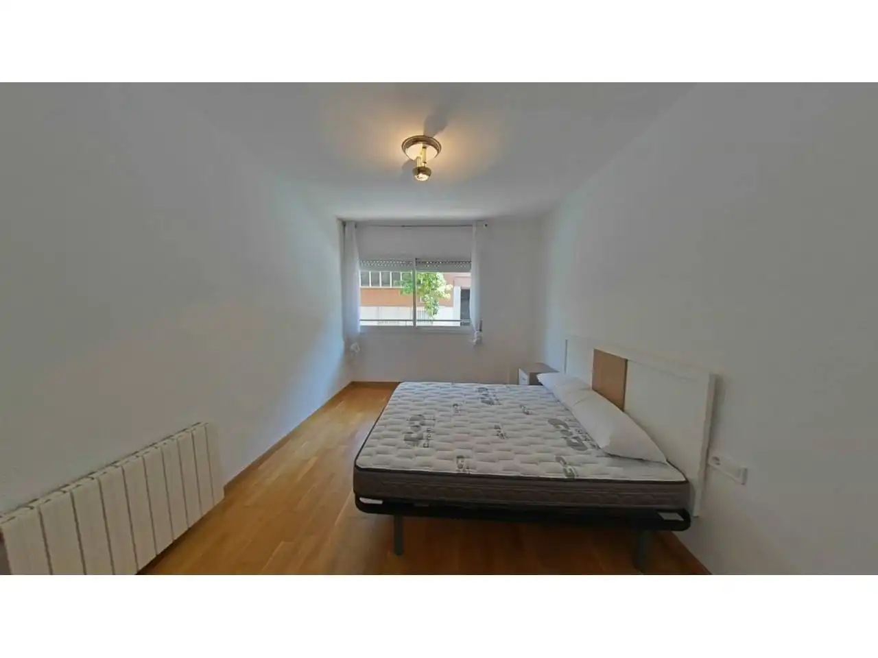 Bedroom of Flat for sale in Terrassa  with Heating